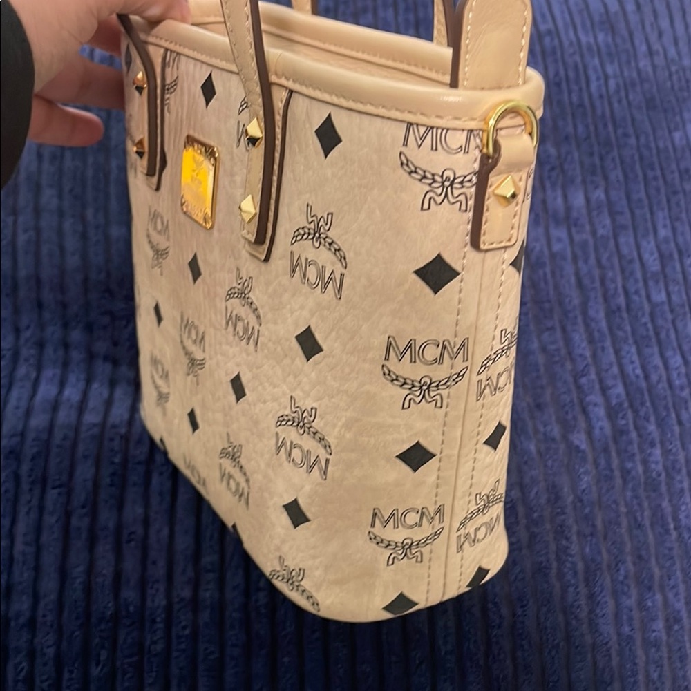 MCM Tan Logo Tote Bag - Picture 5 of 11